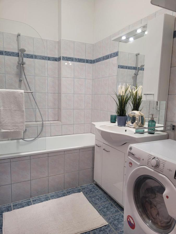 Bullsliving Seeapartment 1 Am Corso فيلدين ام ورثرسي المظهر الخارجي الصورة